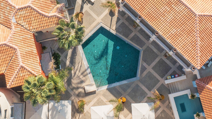 Grecotel Plaza Beach House